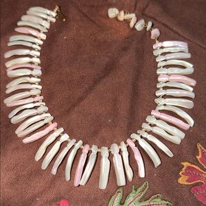 Pink Conch Shell White MOP Abalone Reversable Statement  Collar Necklace 🐈‍⬛